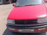 Volkswagen Vento 1995 года за 900 000 тг. в Караганда – фото 3