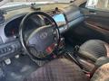 Toyota Camry 2005 года за 3 500 000 тг. в Актобе – фото 7