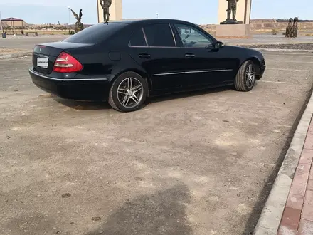 Mercedes-Benz E 200 2004 года за 5 300 000 тг. в Караганда