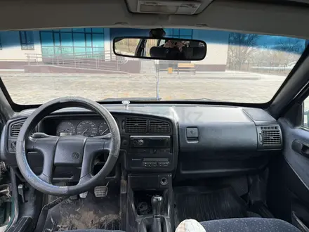 Volkswagen Passat 1995 года за 1 750 000 тг. в Уральск – фото 5