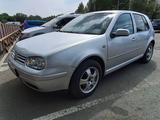 Volkswagen Golf 2001 года за 3 000 000 тг. в Уральск – фото 4