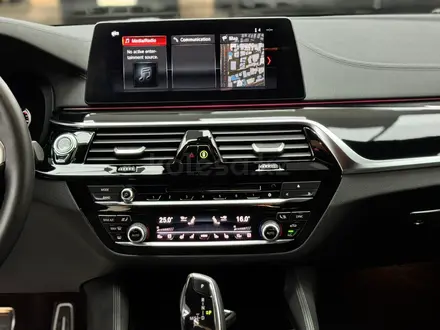 BMW 530 2018 года за 17 500 000 тг. в Алматы – фото 16