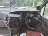 Nissan Elgrand 2001 годаүшін3 800 000 тг. в Костанай – фото 5