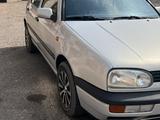 Volkswagen Golf 1993 года за 2 150 000 тг. в Караганда – фото 3