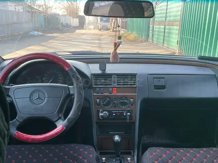 Mercedes-Benz C 220 1994 года за 1 700 000 тг. в Алматы – фото 8