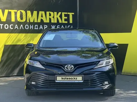 Toyota Camry 2019 года за 12 000 000 тг. в Семей – фото 2
