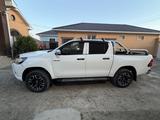Toyota Hilux 2015 года за 11 000 000 тг. в Атырау – фото 4
