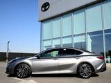 Toyota Camry Luxe eCVT 2026 года за 24 190 000 тг. в Шымкент – фото 3