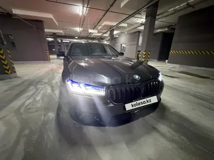 BMW 520 2020 года за 16 995 000 тг. в Алматы – фото 14