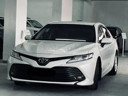 Toyota Camry 2018 года за 11 500 000 тг. в Актау