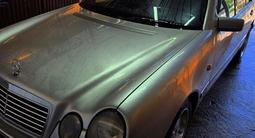 Mercedes-Benz E 320 1997 года за 2 600 000 тг. в Тараз