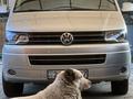 Volkswagen Multivan 2014 годаүшін20 000 000 тг. в Уральск