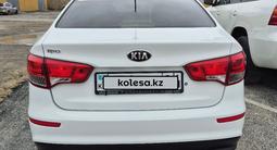 Kia Rio 2017 года за 4 300 000 тг. в Актобе – фото 2
