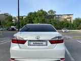 Toyota Camry 2018 года за 14 000 000 тг. в Сарыагаш – фото 4