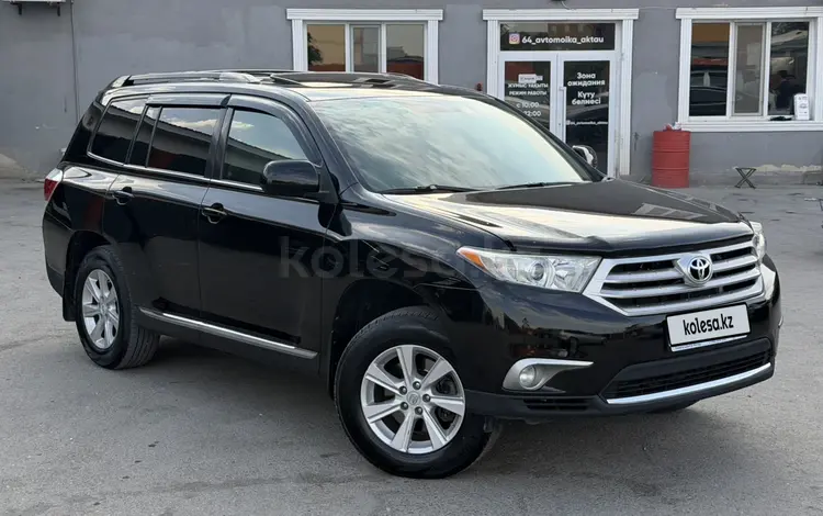 Toyota Highlander 2011 года за 10 500 000 тг. в Актау