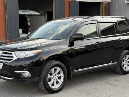 Toyota Highlander 2011 года за 10 500 000 тг. в Актау – фото 3