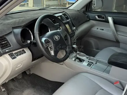 Toyota Highlander 2011 года за 10 500 000 тг. в Актау – фото 8