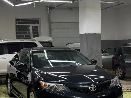 Toyota Camry 2012 года за 6 000 000 тг. в Актобе – фото 3