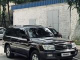 Toyota Land Cruiser 2006 годаүшін12 500 000 тг. в Тараз