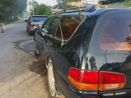 Toyota Camry 1995 года за 2 300 000 тг. в Алматы – фото 5
