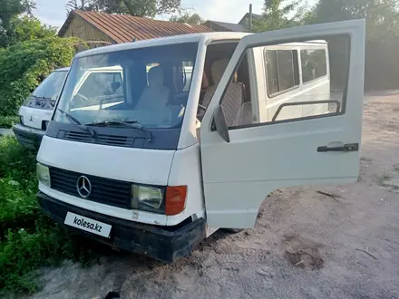 Mercedes-Benz MB 100 1993 года за 900 000 тг. в Ават (Енбекшиказахский р-н)