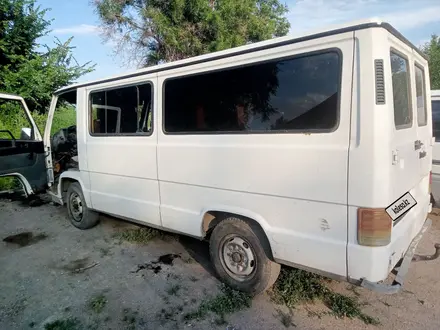 Mercedes-Benz MB 100 1993 года за 900 000 тг. в Ават (Енбекшиказахский р-н) – фото 3