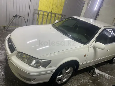 Toyota Camry 2001 года за 4 500 000 тг. в Алматы – фото 3