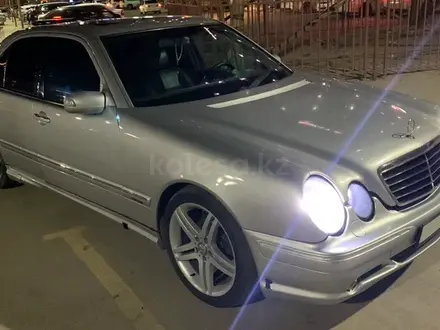 Mercedes-Benz E 320 2000 года за 5 500 000 тг. в Актау