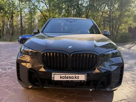 BMW X5 2024 года за 55 000 000 тг. в Уральск – фото 2