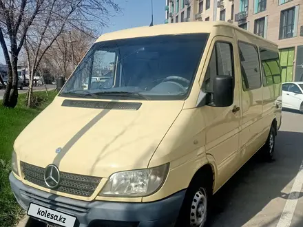 Mercedes-Benz Sprinter 2004 года за 5 800 000 тг. в Алматы