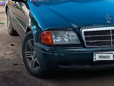 Mercedes-Benz C 220 1994 года за 2 000 000 тг. в Кокшетау