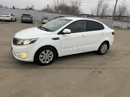 Kia Rio 2014 года за 4 550 000 тг. в Уральск – фото 2