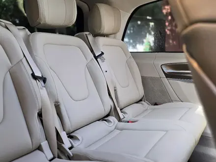 Mercedes-Benz V 250 2024 года за 45 000 000 тг. в Астана – фото 10