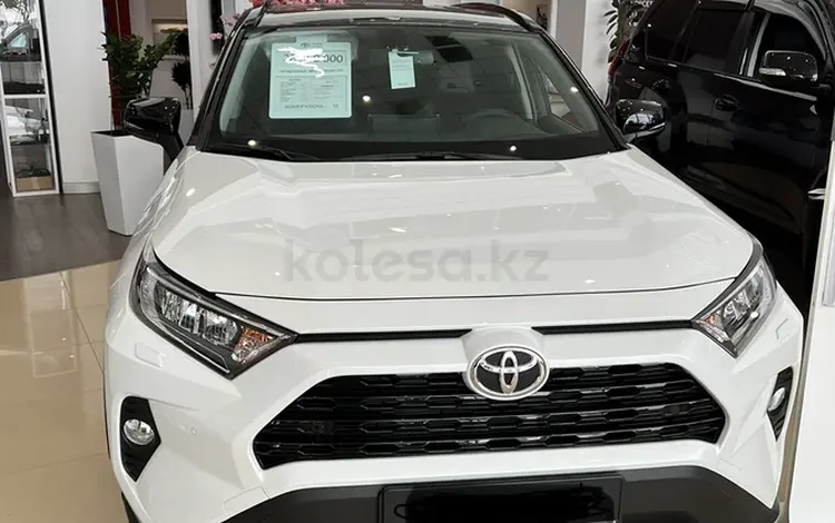 Toyota RAV4 2022 года за 26 900 000 тг. в Нур-Султан (Астана)