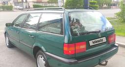 Volkswagen Passat 1994 года за 2 650 000 тг. в Астана – фото 4