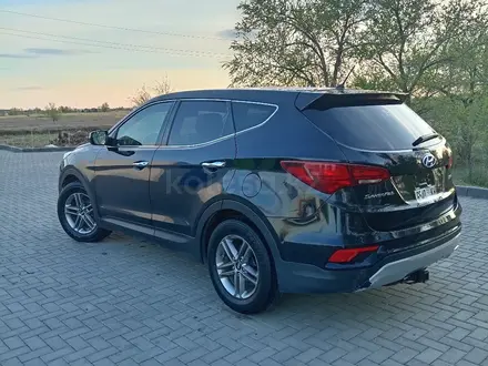 Hyundai Santa Fe 2018 года за 7 000 000 тг. в Актобе – фото 4