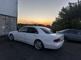 Mercedes-Benz E 320 2000 года за 4 000 000 тг. в Караганда – фото 5