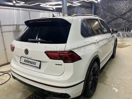 Volkswagen Tiguan 2021 года за 15 400 000 тг. в Костанай – фото 21