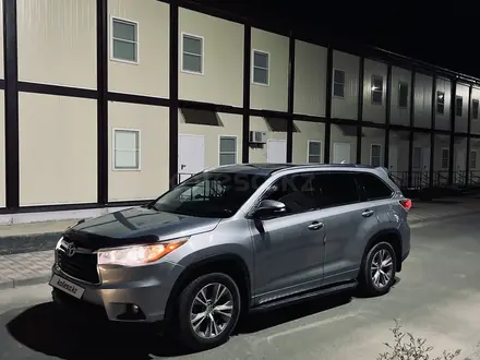 Toyota Highlander 2015 года за 17 000 000 тг. в Кульсары