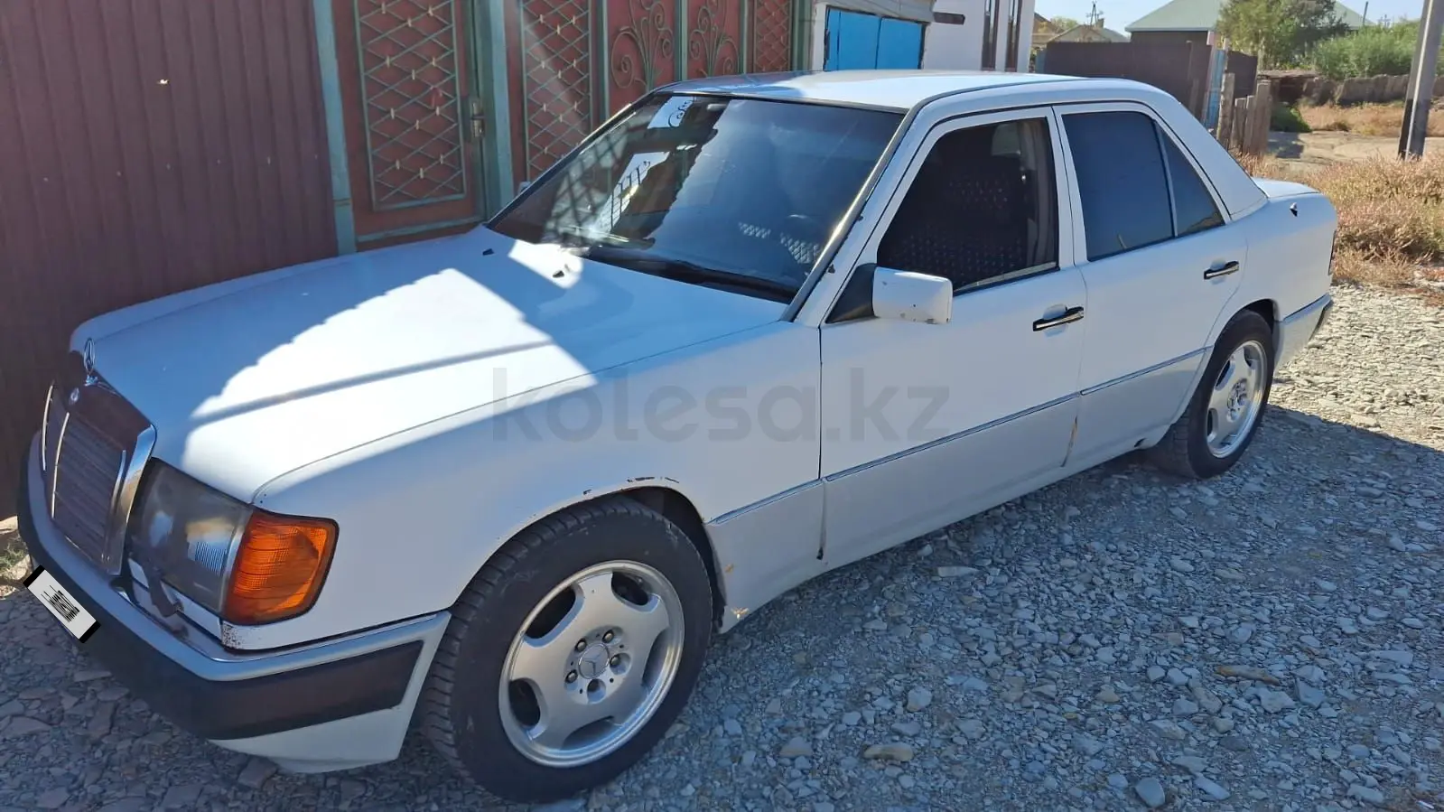 Mercedes-Benz E-Class, 1993