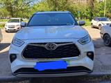 Toyota Highlander 2024 года за 24 500 000 тг. в Усть-Каменогорск