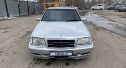 Mercedes-Benz C 200 1998 года за 2 500 000 тг. в Астана