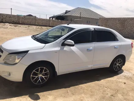 Chevrolet Cobalt 2014 года за 3 956 670 тг. в Актау