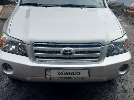 Toyota Highlander 2004 года за 9 450 000 тг. в Талдыкорган