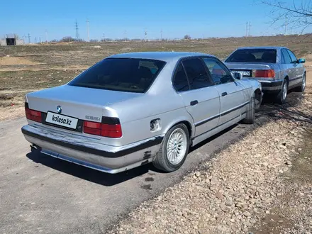 BMW 525 1992 года за 1 500 000 тг. в Шу – фото 4