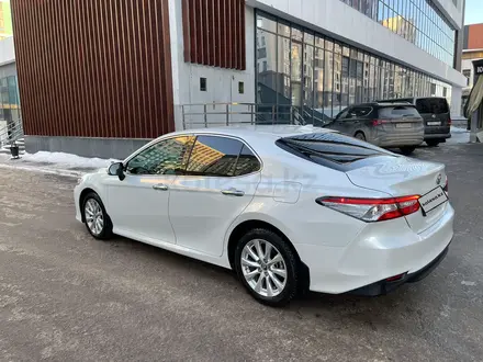 Toyota Camry 2019 года за 13 500 000 тг. в Астана – фото 6