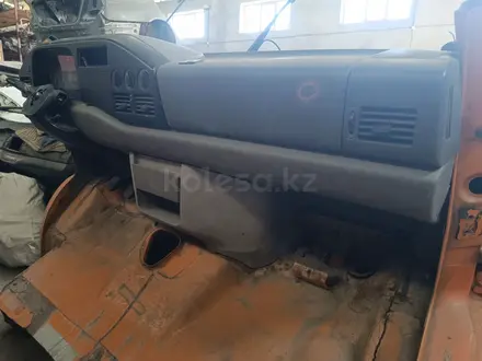 Панель на mercedes sprinter 1995-2000 за 100 000 тг. в Шымкент – фото 6