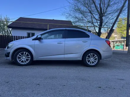 Chevrolet Aveo 2014 года за 3 800 000 тг. в Караганда – фото 4