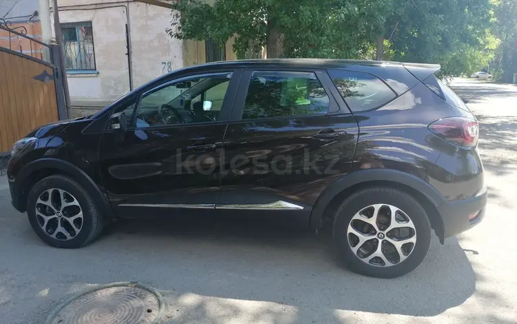 Renault Kaptur 2017 годаүшін8 200 000 тг. в Уральск
