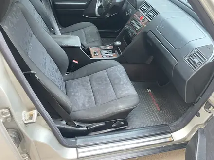 Mercedes-Benz C 200 1997 года за 1 900 000 тг. в Алматы – фото 9